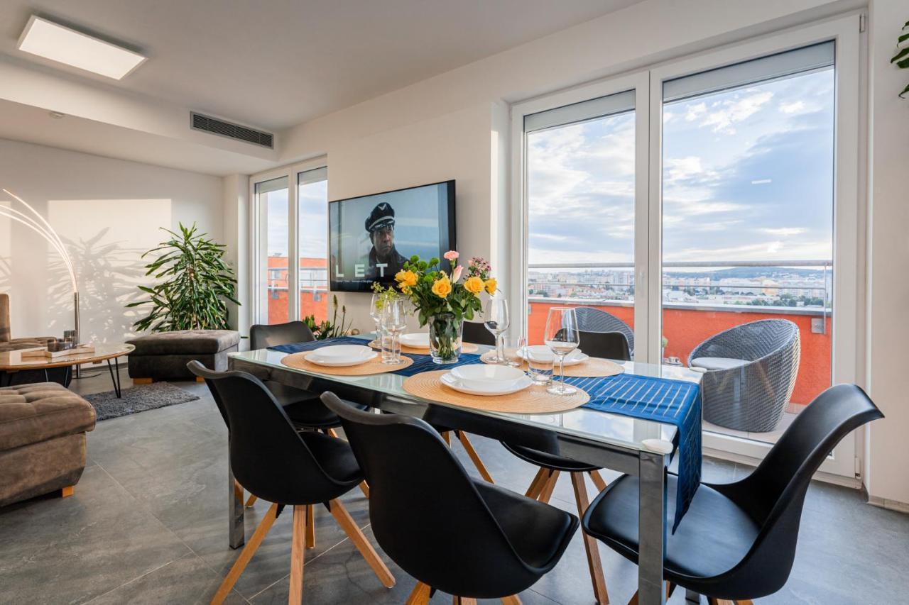 Penthouse Letnanske Zahrady Appartement *