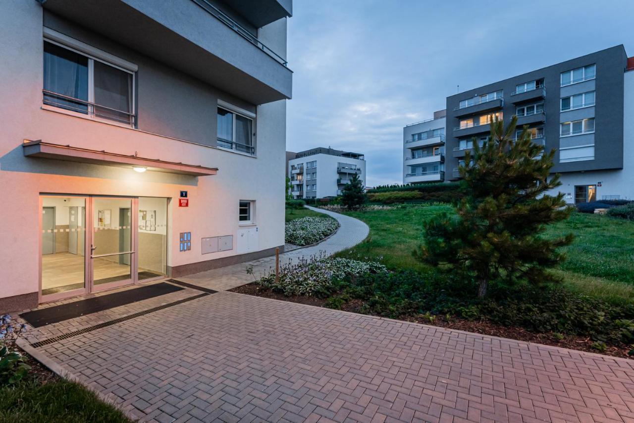 Penthouse Letnanske Zahrady Appartement *