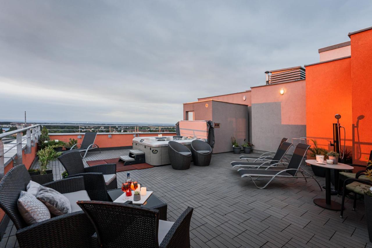 Penthouse Letnanske Zahrady Apartment Prague